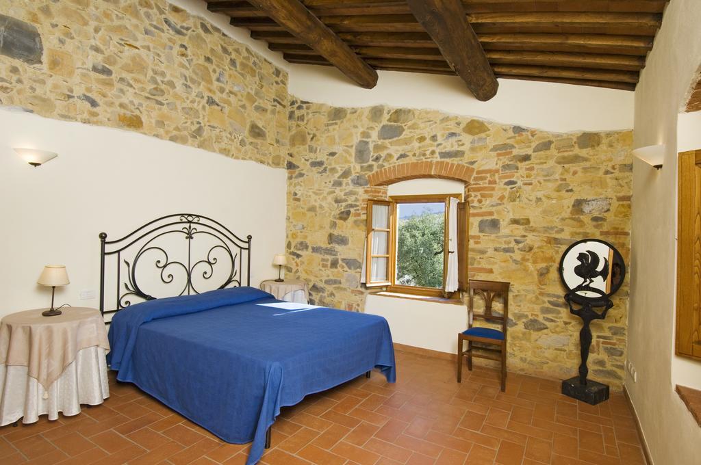 Agriturismo Campo Lungo San Donato in Poggio Pokoj fotografie